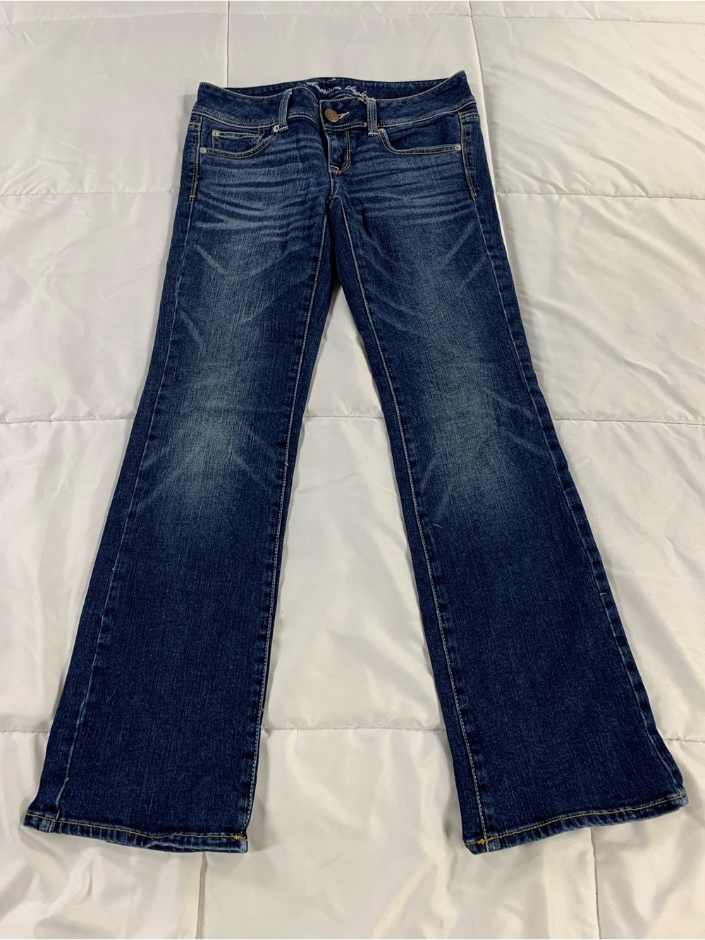 Pre loved AMERICAN EAGLE jeans womens size 2